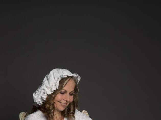 Caroline Capiaghi alias Frau Holle Caroline Capiaghi alias Frau Holle