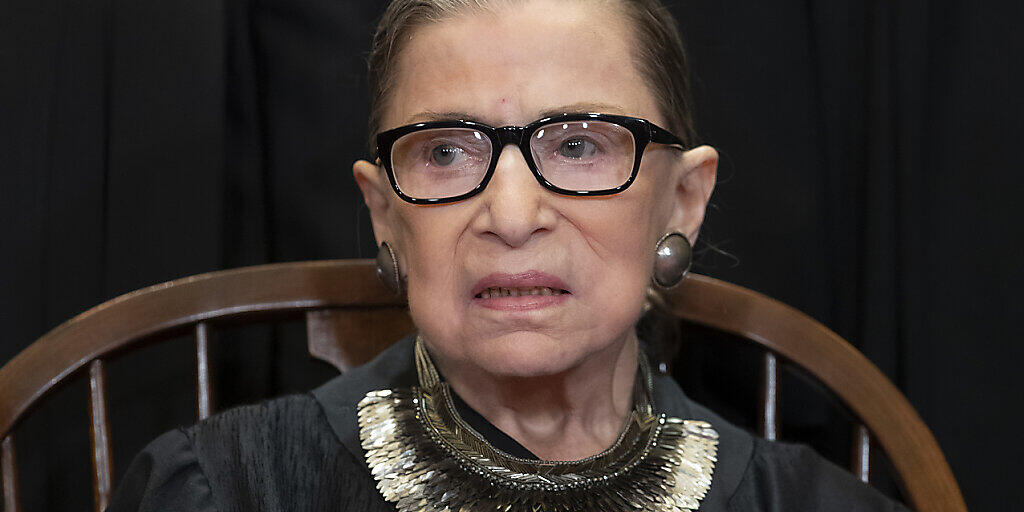 Die berühmte Richterin vom US Supreme Court, Ruth Bader Ginsburg, ist am Freitag nach längerer Krankheit verstorben. (Archivbild) Die berühmte Richterin vom US Supreme Court, Ruth Bader Ginsburg, ist am Freitag nach längerer Krankheit verstorben. (Archivbild)