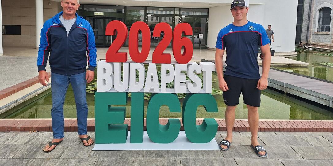 Vater und Trainer Peter Maier zusammen mit David Maier in Budapest