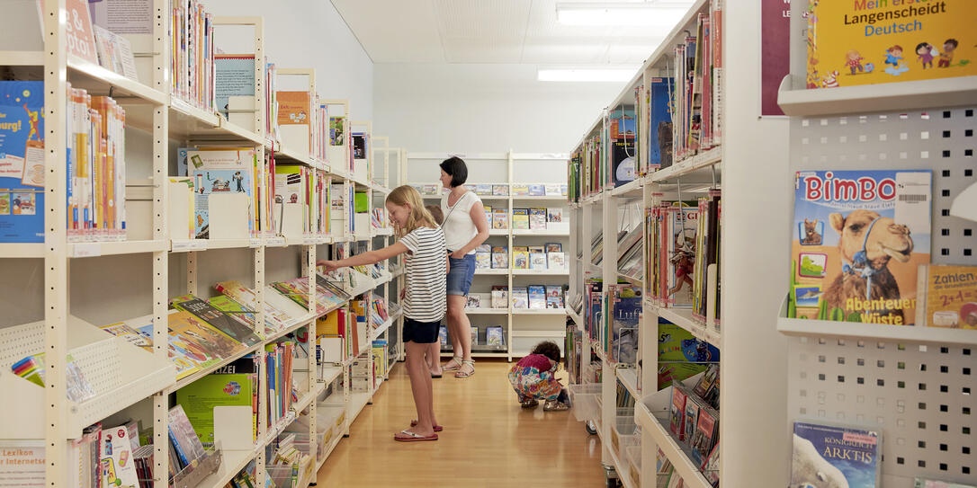 Eröffnung neue Kinder- und Jugendbibliothek Landesbibliothek Va Eröffnung neue Kinder- und Jugendbibliothek Landesbibliothek Va
