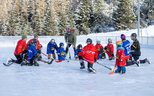 Kids on ice in Malbun