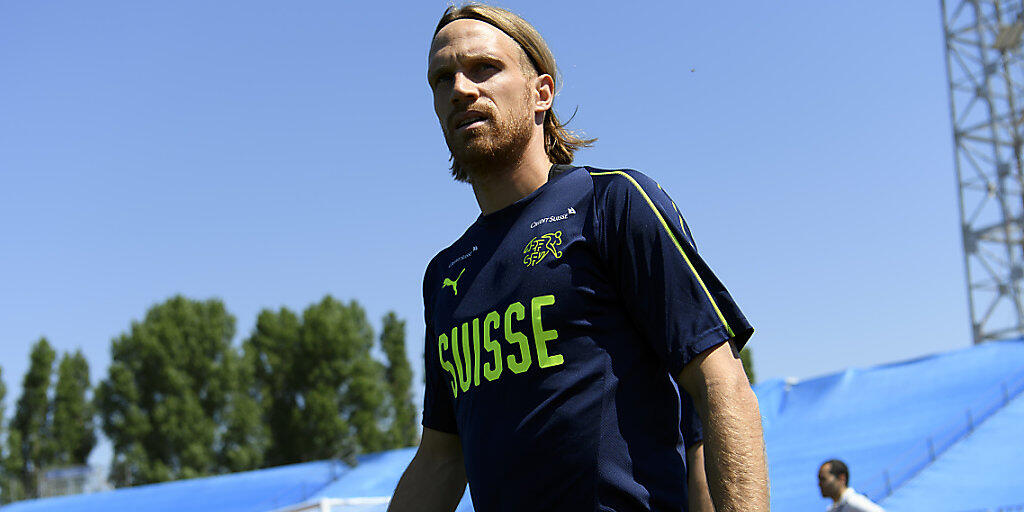 Nationalverteidiger Michael Lang schielt Richtung Bundesliga