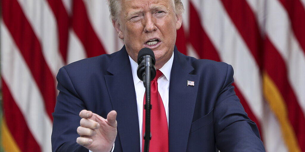 US-Präsident Donald Trump wollte sich am Dienstag (Ortszeit) im Weissen Haus nicht auf ein konkretes Datum für den vollständigen US-Truppenabzug aus Afghanistan festlegen.