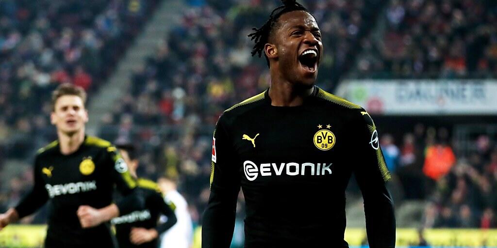 Was für ein Einstand! Michy Bashuayi erzielt im ersten Spiel für Dortmund gleich zwei Tore.