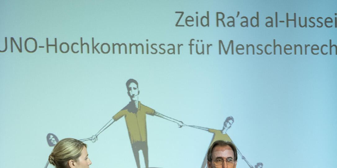 Vortrag in der Uni Liechtenstein in Vaduz Vortrag in der Uni Liechtenstein in Vaduz
