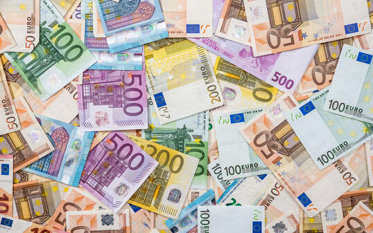 background of all euro bills for design