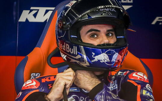 Überlegener Start-Ziel-Sieg beim Heimrennen: der portugiesische KTM-Fahrer Miguel Oliveira