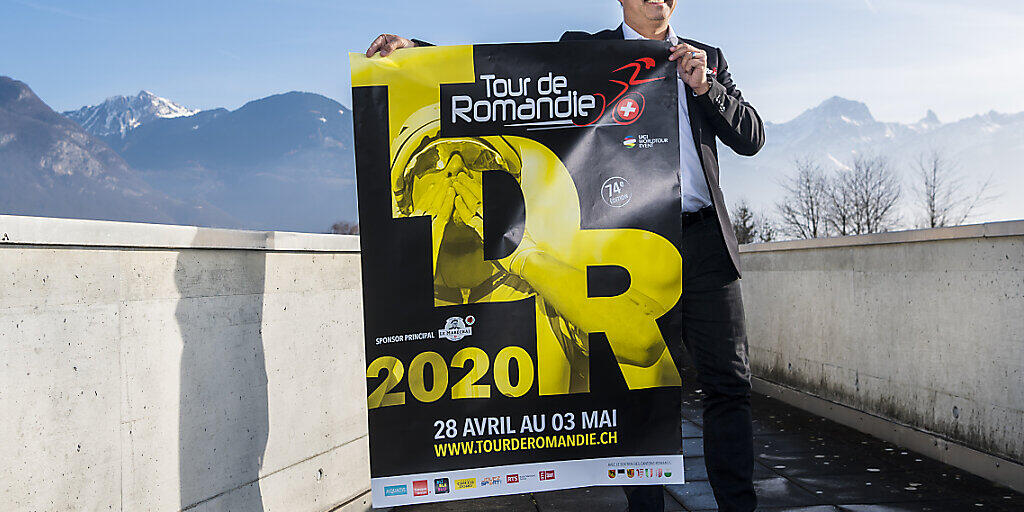 Vor einem Jahr präsentierte der Direktor Richard Chassot die Strecke der Tour de Romandie in Aigle. Nach der Absage der Ausgabe 2020 lanciert er die Rundfahrt diesen Frühling mit der identischen Strecke neu Vor einem Jahr präsentierte der Direktor Richard Chassot die Strecke der Tour de Romandie in Aigle. Nach der Absage der Ausgabe 2020 lanciert er die Rundfahrt diesen Frühling mit der identischen Strecke neu