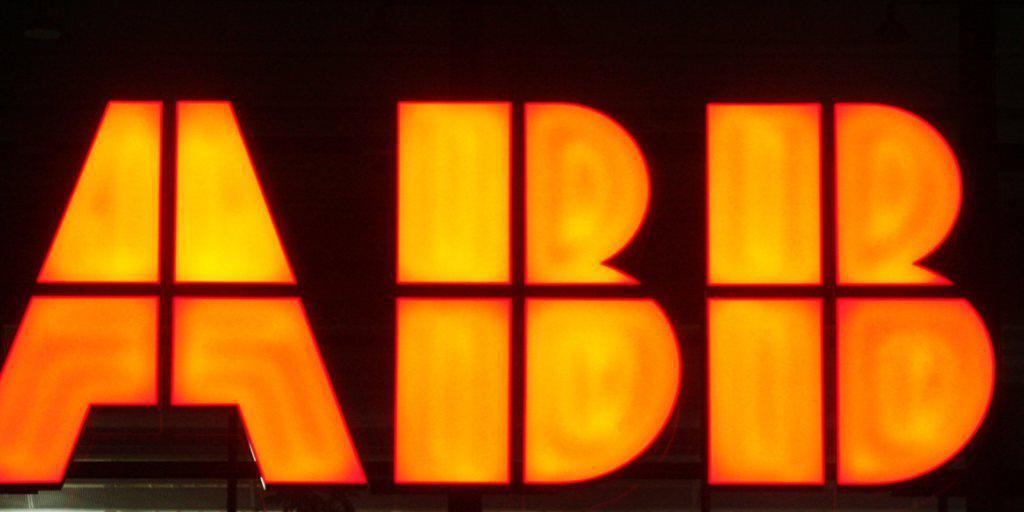 ABB will eine Milliarde beim Personal einsparen: Logo des Industriekonzerns am Hauptsitz in Zürich-Oerlikon.