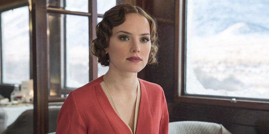 Daisy Ridley spielt in "Murder on the Orient Express". Der Kriminalfilm hat am Wochenende vom 23. bis 26. November 2017 in der Deutschschweiz die Spitze der Kinocharts behauptet. (Archivbild)