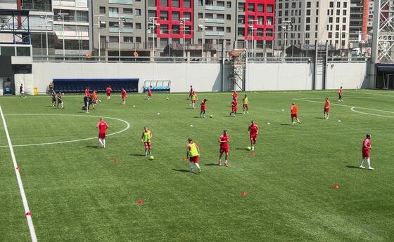 Aufw&auml;rmen des FCV in Andorra