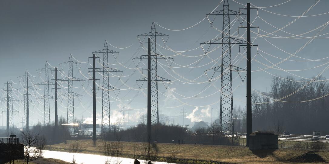 HOCHSPANNUNGSLEITUNG, STROMMAST, HOCHSPANNUNGSMAST, FREILEITUNGSMAST, STOMLEITUNG, STROMNETZ, ELEKTRISCHE ENERGIE, STROM, ELEKTRISCHER STROM, LINTH, LINTHKANAL, LINTHKORREKTION, KORREKTION, GEWAESSERKORREKTION, GEWAESSER,