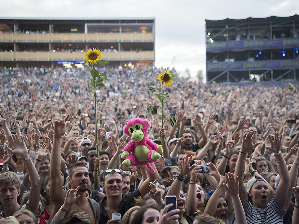 Die Schweiz hat eine sehr hohe Dichte an Konzertveranstaltungen und Festivals. Doch mittlerweile gibt es nicht mehr viel Luft nach oben, der Markt scheint gesättigt, befürchtet die Swiss Music Promoters Association SMPA. Immerhin gingen die Zahlen letztes Jahr noch ein bisschen rauf. (Archivbild)