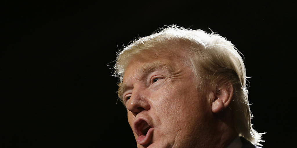 Blickt auf schwierigere Zeiten voraus: Der republikanische Präsidentschaftsbewerber Donald Trump. (Archivbild)