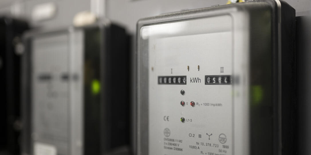 STOHMZAEHLER, STROM, MESSGERAET, STROMKASTEN, KWH, KILOWATTSTUNDE, KILOWATTSTUNDEN, ELEKTRISCHE ENERGIE, STROM, ENERGIE, KABEL, STROMPREIS,