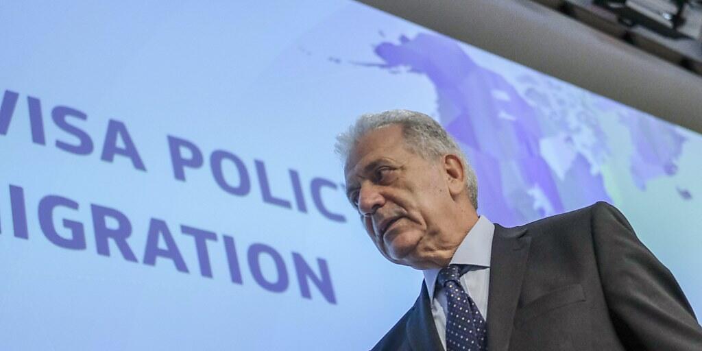 "Müssen zügig zur normalen Funktionsweise des Schengensystem zurückkehren": EU-Migrationskommissar Dimitris Avramopoulos. (Archivbild)