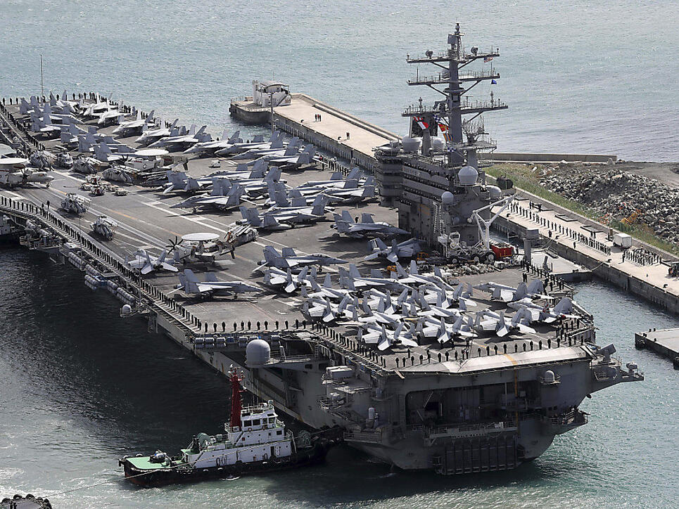 Der US-Flugzeugträger USS Ronald Reagan im Hafen von Busan in Südkorea. (Archivbild)