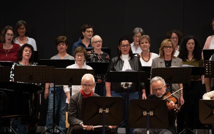 Jahreskonzert-We-are-Family-Chor