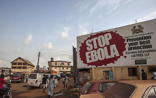 Beim Roten Kreuz in Westafrika wurden Gelder veruntreut, mit denen eigentlich die Ebola-Epidemie eingedämmt werden sollte. (Archivbild Sierra Leone)