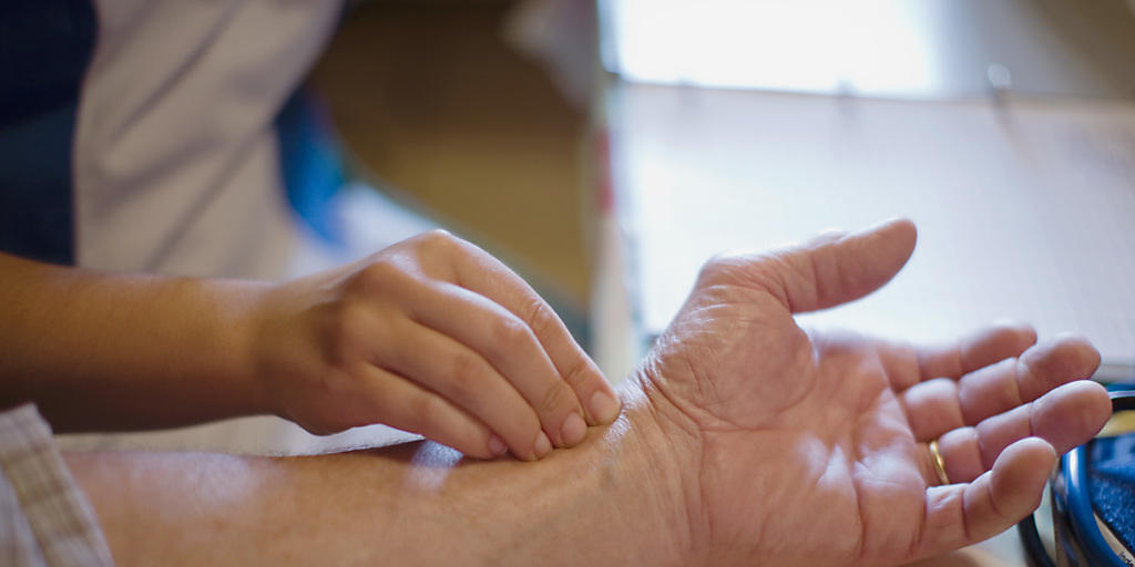 In Deutschland ist ein Betrugsfall bei ambulanten Pflegediensten aufgeflogen: Diese sollen die Sozialversicherungen um mehrere Millionen betrogen haben. (Symbolbild)