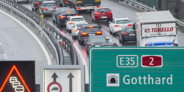 Am Gotthard ist wieder Geduld gefragt (Archiv)