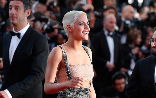Gemeinsam mit ihren Schauspielkollegen Cate Blanchett und Denis Villeneuve beurteilt Kristen Stewart in diesem Jahr die Filme der Filmfestspiele in Cannes. (Archivbild)