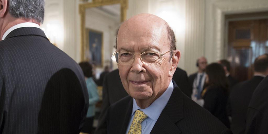Der Milliardär Wilbur Ross wird Handelsminister der USA. Der US-Senat bestätigte den von Präsident Donald Trump vorgeschlagenen Ross mit 72:27 Stimmen.