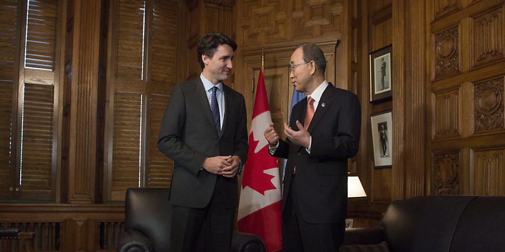 Kanadas Regierungschef Justin Trudeau empfing UNO-Generalsekretär Ban Ki Moon am Donnerstag in Ottawa und machte dabei bekannt, dass Kanada in das mächtigste UNO-Gremium, den Sicherheitsrat, will.