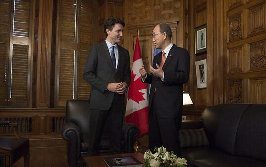 Kanadas Regierungschef Justin Trudeau empfing UNO-Generalsekretär Ban Ki Moon am Donnerstag in Ottawa und machte dabei bekannt, dass Kanada in das mächtigste UNO-Gremium, den Sicherheitsrat, will.