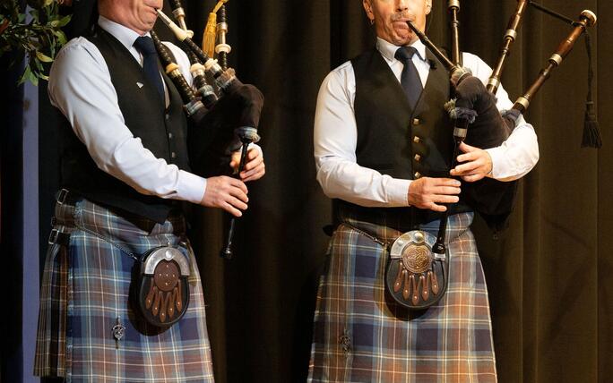 Jahreskonzert-We-are-Family-Chor