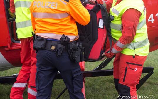 Gleitschirmpilot st&uuml;rzt beim Landeanflug in Altst&auml;tten ab