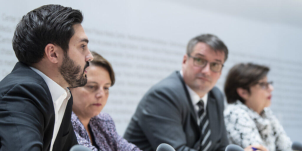 Die SP lanciert das Referendum gegen die Erh&ouml;hung des Steuerabzugs f&uuml;r Kinder. Davon w&uuml;rden vor allem die reichsten Familien profitieren, kritisiert sie.