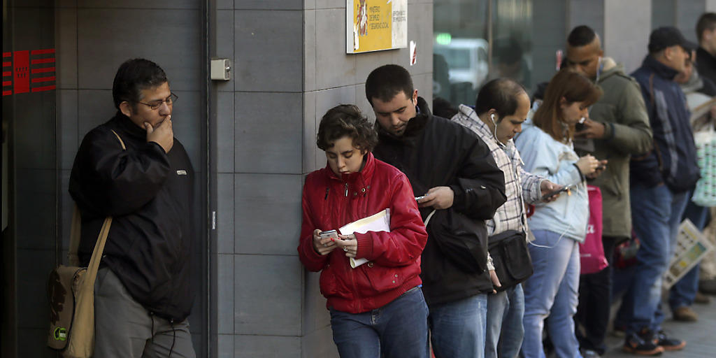 Die Arbeitslosigkeit in der Eurozone sank zwar auf 10,3 Prozent und damit auf den Stand von 2011. Doch die Unterschiede zwischen den Ländern sind gross: Spanien liegt mit 20,4 Prozent weit über dem Durchschnitt. (Archivbild)