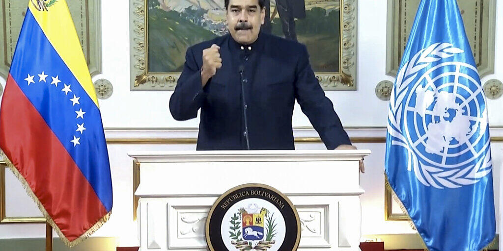 HANDOUT - Dieses von UNTV zur Verfügung gestellte Foto zeigt Nicolas Maduro, Präsident von Venezuela, während einer Aufzeichnung für eine Videobotschaft anlässlich des Beginns der Generaldebatte der 75. UN-Vollversammlung. Foto: Untv/UNTV/AP/dpa - ACHTUNG: Nur zur redaktionellen Verwendung im Zusammenhang mit der aktuellen Berichterstattung und nur mit vollständiger Nennung des vorstehenden Credits