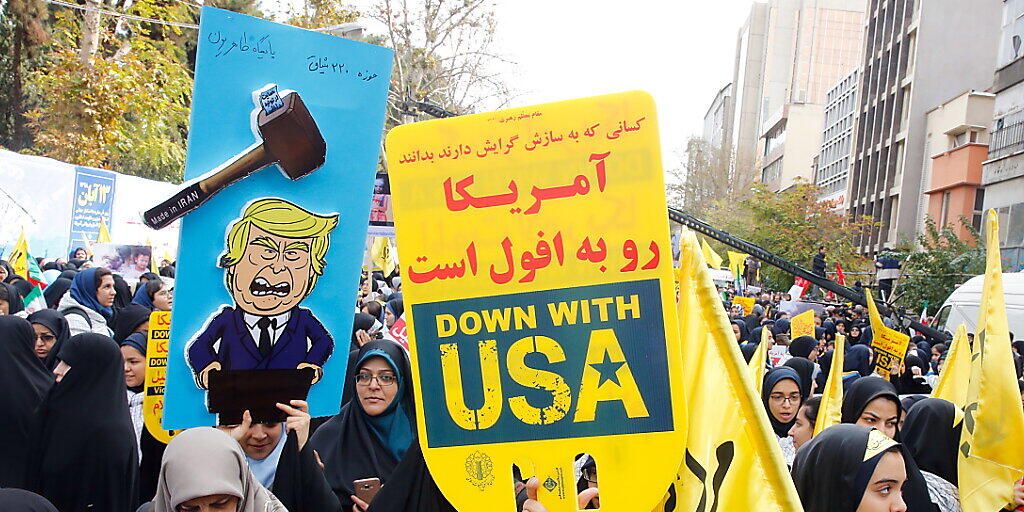 Alle Jahre wieder: Protest gegen den "Satan" vor der US-Botschaft in Teheran.