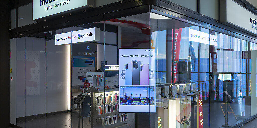 In den Länden von Mobilezone gibt es neu "Wingo"-Abos de Swisscom (Archivbild).