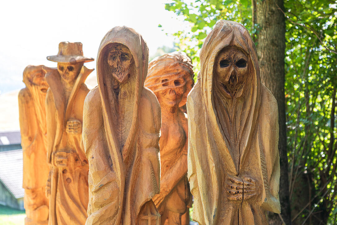 Neue Figuren - Walser Sagenweg