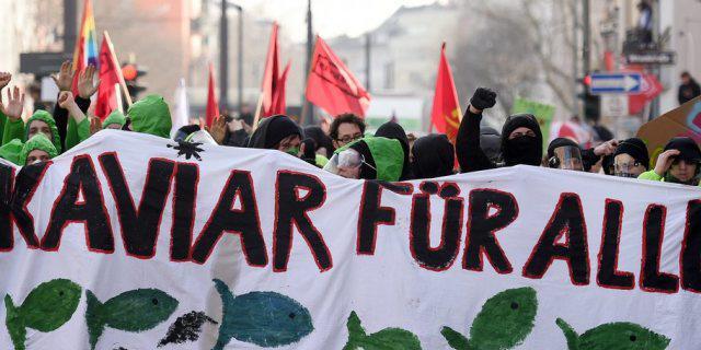 Protest vor dem EZB-Neubau in Frankfurt