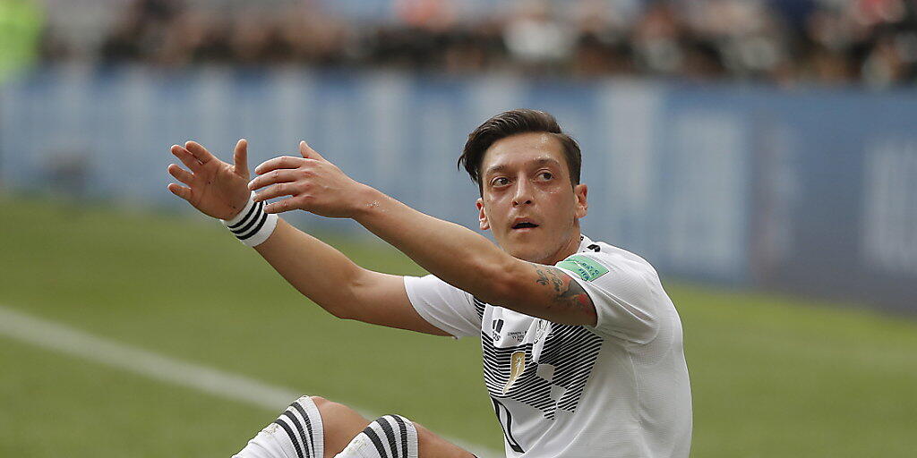 Wurde nach Deutschlands frühem WM-Out zu einem der Hauptschuldigen "erklärt": Mesut Özil