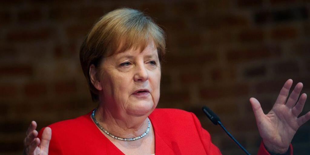 In ihrer wöchentlichen Videobotschaft rief die deutsche Bundeskanzlerin Angela Merkel die Deutschen zum Eintreten gegen Rechtsextremismus auf. (Archivbild) In ihrer wöchentlichen Videobotschaft rief die deutsche Bundeskanzlerin Angela Merkel die Deutschen zum Eintreten gegen Rechtsextremismus auf. (Archivbild)