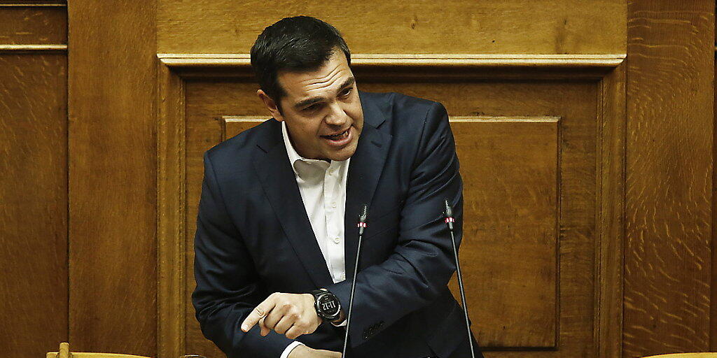 Jetzt ist die Zeit da, um in Wachstum zu investieren, sagte Regierungschef Tsipras vor dem Parlament - das Ende der Sparprogramme im August "unwiderruflch".