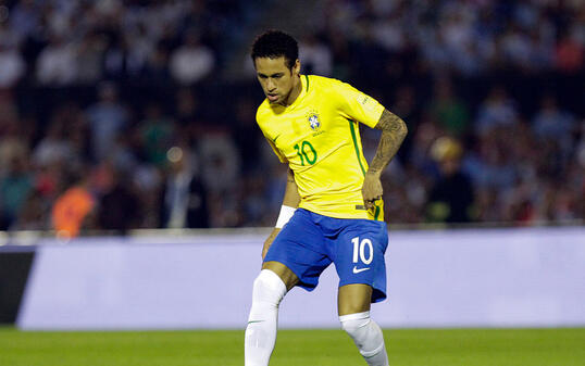 Neymar soll mit Brasilien den sechsten WM-Titel holen