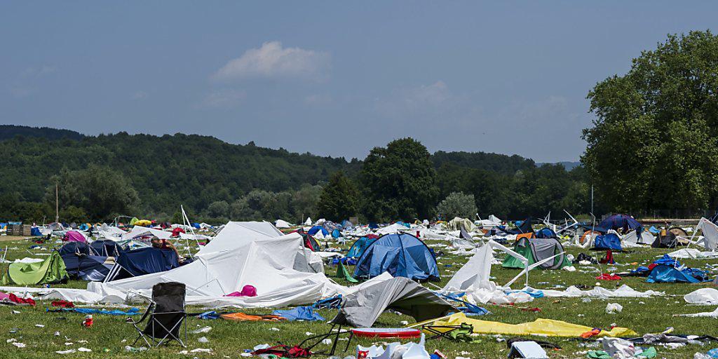 Auch nach dem Openair 2013, das puncto Besucherzahlen mit dem diesjährigen vergleichbar ist, blieb fast doppelt soviel Abfall liegen.