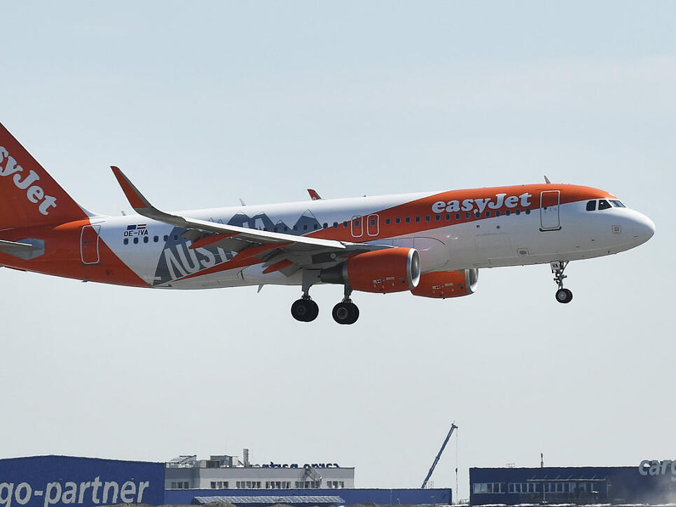 Der Zusammenbruch der Fluggesellschaften Air Berlin und Monarch soll Easyjet im kommenden Halbjahr höhere Ticketpreise erlauben. (Archiv)