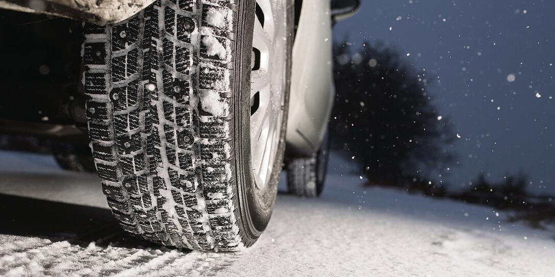 Spätestens jetzt sollten die Winterreifen montiert werden. Spätestens jetzt sollten die Winterreifen montiert werden.