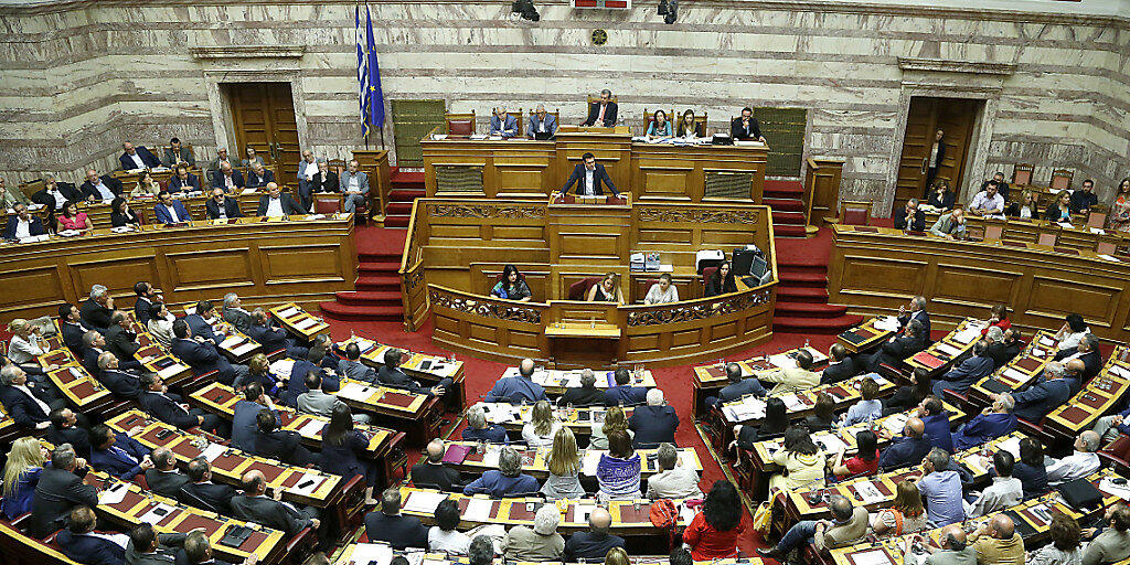 Das Parlament in Griechenland wird sich demnächst mit offenbar korrupten Ärzten und Novartis befassen. (Archivbild)