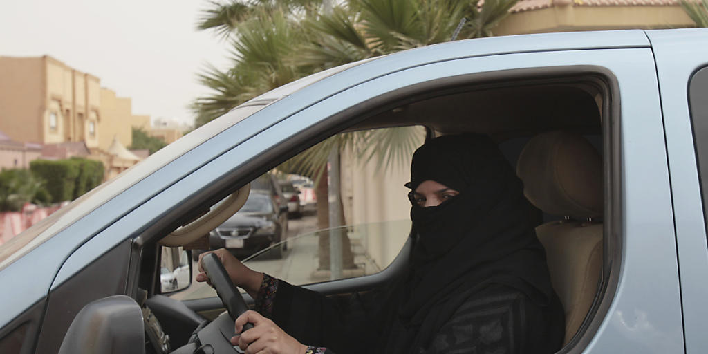 Jetzt dürfen Saudi-Arabiens Frauen offiziell Autofahren (Archiv)