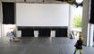 Aufbau der grossen Filmfest-Leinwand im Lindahof