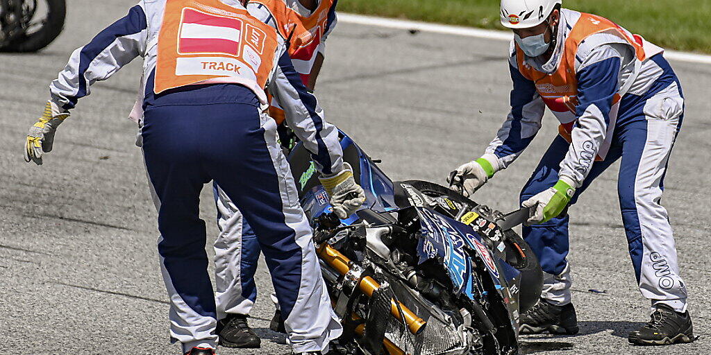 Ein zerstörtes Moto2-Motorrad nach dem Unfall des Italieners Enea Bastianini