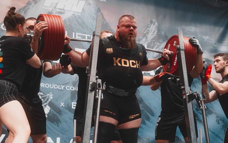 Bei den Kniebeugen schaffte Sean Koch ph&auml;nomenale 400 Kilogramm.